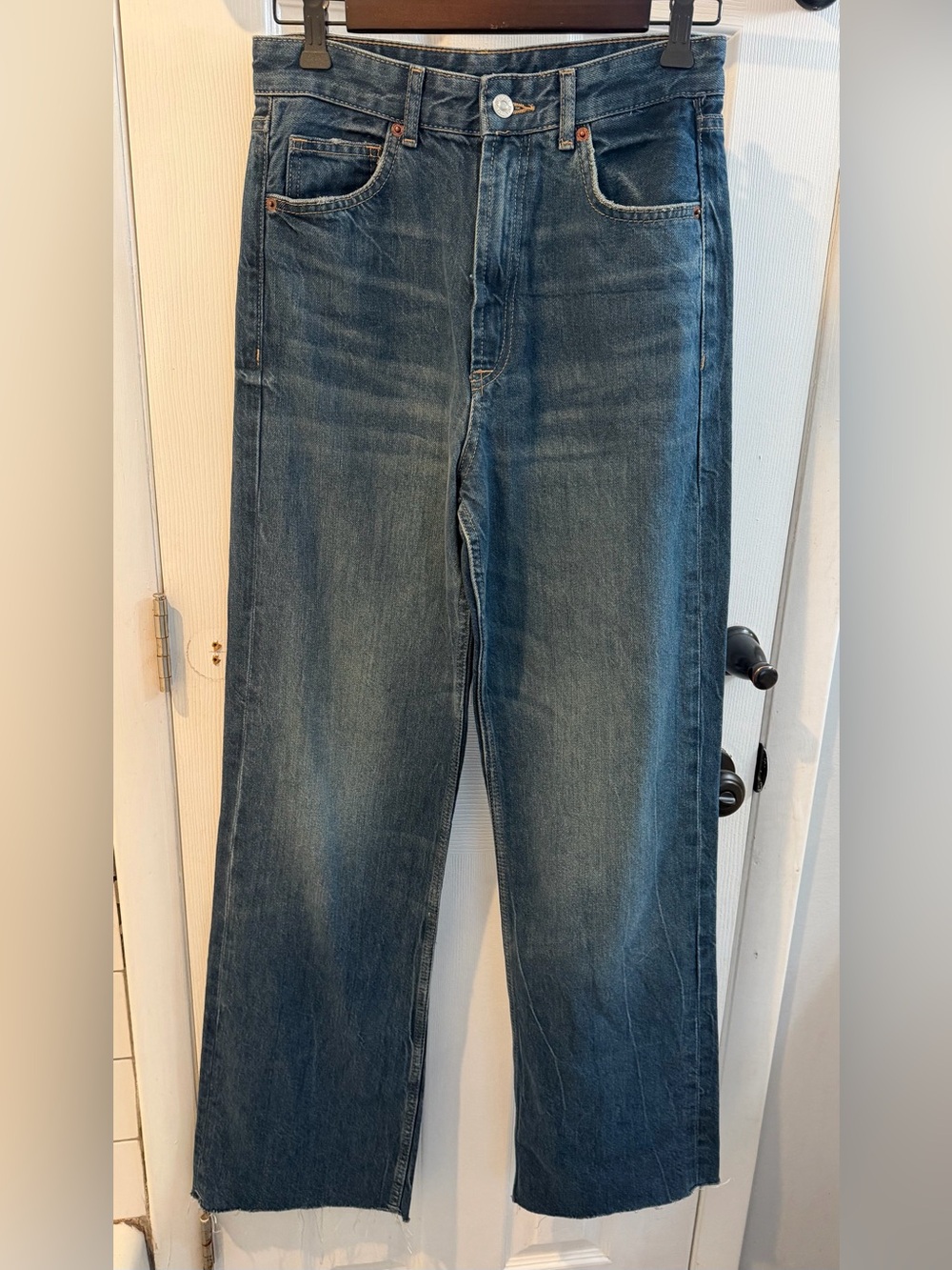 Zara High-Waisted Straight Wide-Leg Jeans in Blue Denim